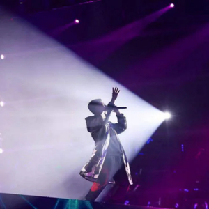 大鸡巴从女人屁股后插进阴穴电影
